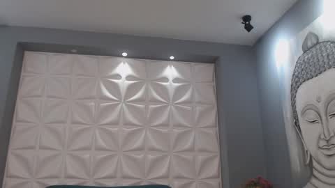 Arohom Lester online show from October 2025 11:14:02 AM