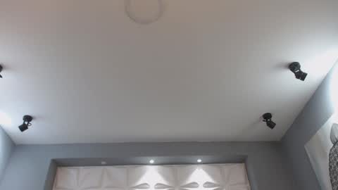 Arohom Lester online show from October 2025 11:03:01 AM