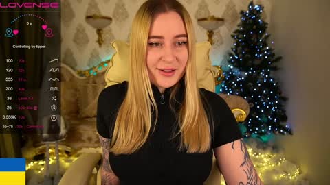 AROLINA online show from January 2025 08:54:02 PM