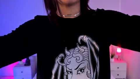 Aron cruz  online show from September 2025 01:22:01 PM