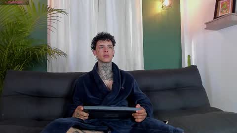 Aron ford online show from November 2025 12:48:02 PM