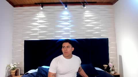 Snapshot of aron_nash chatting on July 2026 09:09:02 PM Aron online show from July 2026 09:09:02 PM