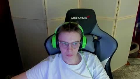 biggest penis  online show from December 2024 03:45:02 AM