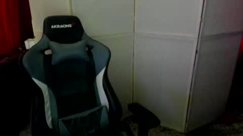 biggest penis  online show from February 2025 12:02:02 PM