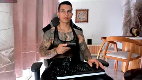 DarkMaster online show from April 2026 03:33:02 PM