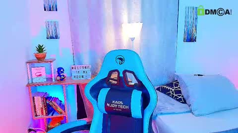 noah and ivy online show from October 2025 12:03:02 PM