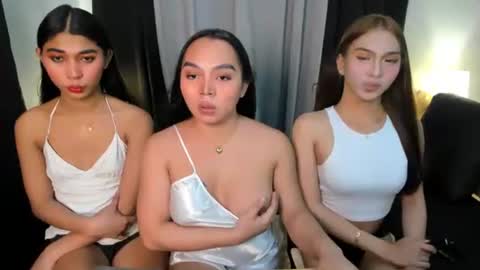 arra_mina online show from November 2025 10:26:01 AM