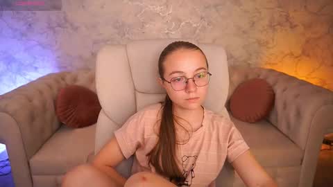 Snapshot of arrinawair chatting on September 2025 07:10:02 AM arrinawair online show from September 2025 07:10:02 AM
