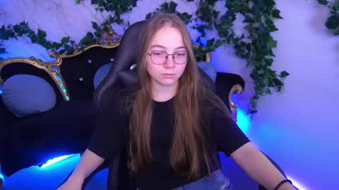 arrinawair online show from November 2025 08:47:01 AM