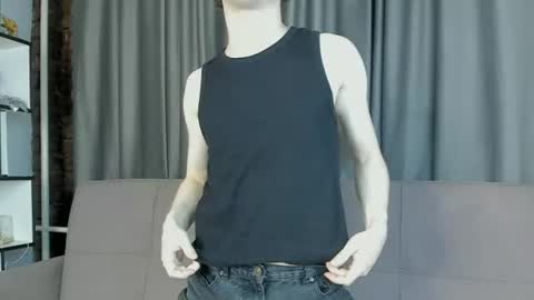 Snapshot of arrogant_eli chatting on July 2026 10:27:01 PM arrogant_eli online show from July 2026 10:27:01 PM