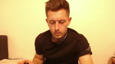 Snapshot of arromwilliam90 chatting on December 2024 03:55:01 PM arromwilliam90 online show from December 2024 03:55:01 PM