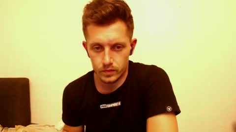 Snapshot of arromwilliam90 chatting on December 2024 07:54:02 PM arromwilliam90 online show from December 2024 07:54:02 PM