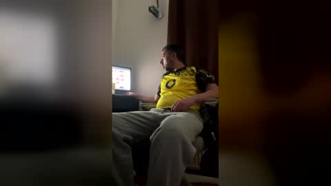 arschherro14 online show from February 2026 08:02:01 AM