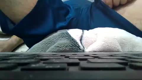 Snapshot of art_max99xxx chatting on January 2025 01:15:01 AM art_max99xxx online show from January 2025 01:15:01 AM