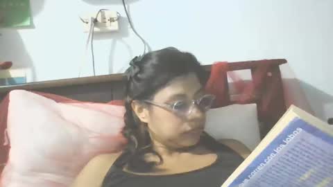 Snapshot of artemis951223 chatting on January 2025 02:50:02 AM Artemis online show from January 2025 02:50:02 AM