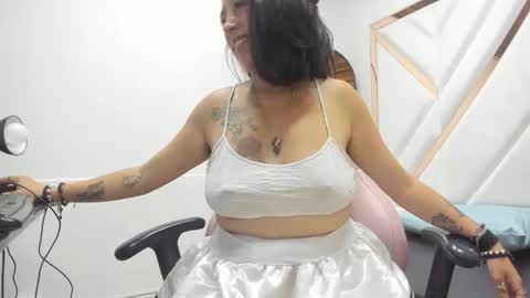 Snapshot of artemisa_collins_ chatting on June 2026 08:47:02 PM artemisa_collins_ online show from June 2026 08:47:02 PM