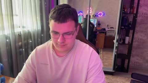 Snapshot of arthurabel chatting on March 2026 07:47:02 AM arthurabel online show from March 2026 07:47:02 AM