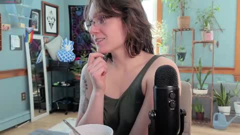 Artie Paints online show from February 2025 03:05:01 PM