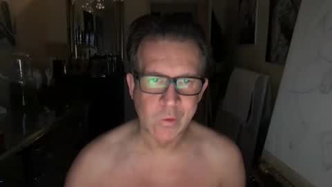 Snapshot of artisterotic chatting on January 2025 08:13:02 AM artisterotic online show from January 2025 08:13:02 AM