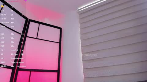 MIA OF artmiajoy online show from April 2026 12:33:01 PM