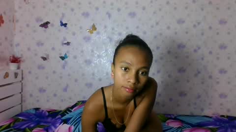Snapshot of artsloveyou chatting on June 2026 03:47:02 AM artsloveyou online show from June 2026 03:47:02 AM