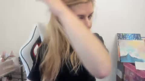 MIA online show from November 2025 11:22:01 AM