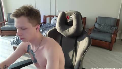 Snapshot of artycropp chatting on February 2025 11:24:02 AM Archie online show from February 2025 11:24:02 AM