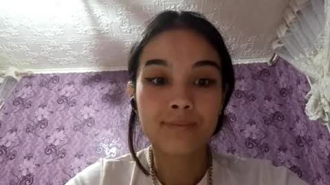 Amina online show from December 2025 07:10:02 PM