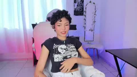 Ariana and Kelsieh online show from February 2025 09:27:02 PM