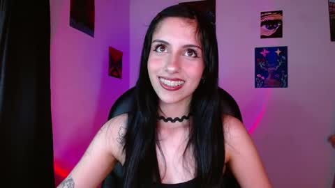 Snapshot of ary_pieerce chatting on April 2026 10:45:01 PM Independent Model online show from April 2026 10:45:01 PM