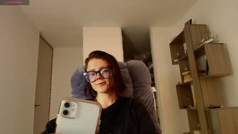 Ary 3 online show from November 2025 02:17:02 PM