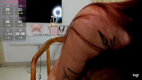 Snapshot of as_eva chatting on December 2024 08:15:01 PM Eva online show from December 2024 08:15:01 PM