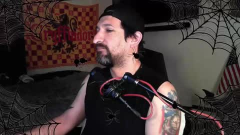 Snapshot of asanator101 chatting on October 2025 12:36:02 PM devilPup75 online show from October 2025 12:36:02 PM