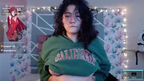 Saray online show from November 2025 07:46:01 PM