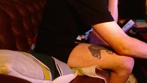 aschke online show from October 2025 11:05:02 PM