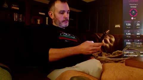 aschke online show from December 2025 07:21:01 PM