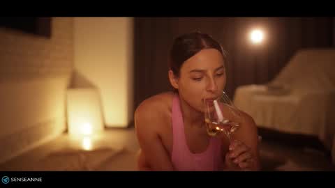 Call me Ann online show from October 2025 06:48:01 PM