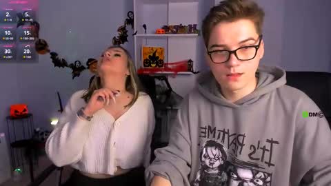 ash_raven_ online show from October 2025 08:29:01 PM