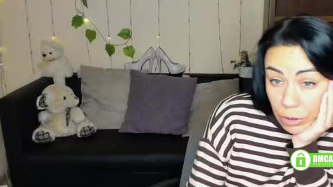 Snapshot of ash_rianna chatting on February 2025 12:29:01 PM Anna online show from February 2025 12:29:01 PM