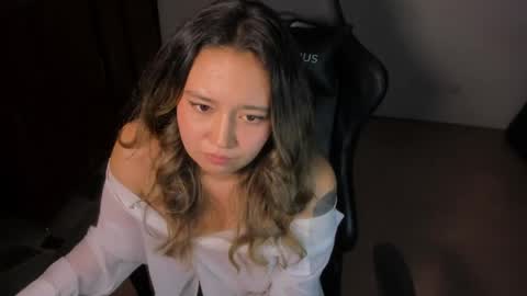 ash_smith1 online show from June 2026 10:59:01 PM