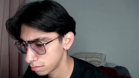 Ash online show from November 2025 01:27:01 AM