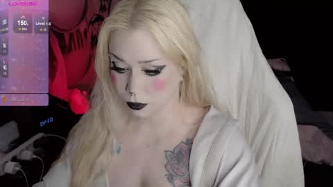Snapshot of asha_nekooo chatting on May 2026 10:49:02 PM Sasha next stream December 4st at 0000- 0030 am German time online show from May 2026 10:49:02 PM