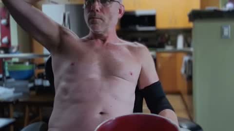 ashbyfulton online show from October 2025 07:10:02 PM