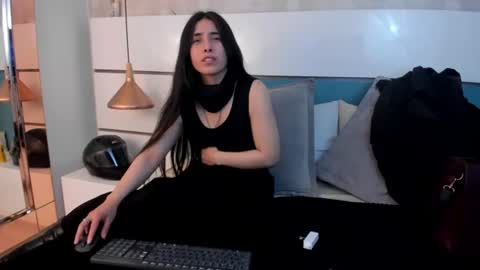 Ashkoreh online show from July 2026 10:05:01 PM