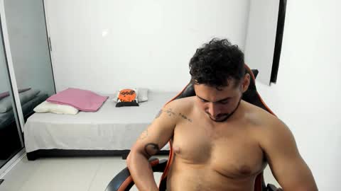 Snapshot of ashlan_king chatting on November 2025 03:49:02 AM ashlan_king online show from November 2025 03:49:02 AM