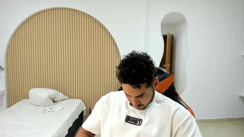 ashlan_king online show from May 2026 04:50:01 AM