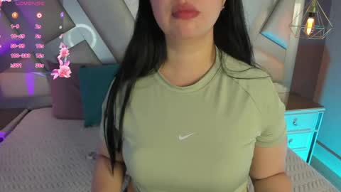 Snapshot of ashleey_bell_ chatting on May 2026 12:10:01 PM Ashley online show from May 2026 12:10:01 PM