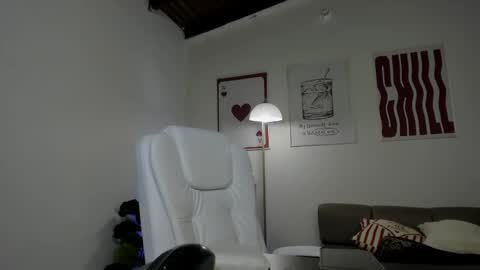   online show from May 2026 12:20:01 PM