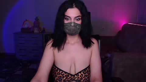   Yasmina   online show from December 2024 04:30:02 AM