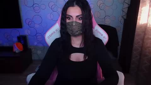   Yasmina   online show from October 2025 05:37:01 AM